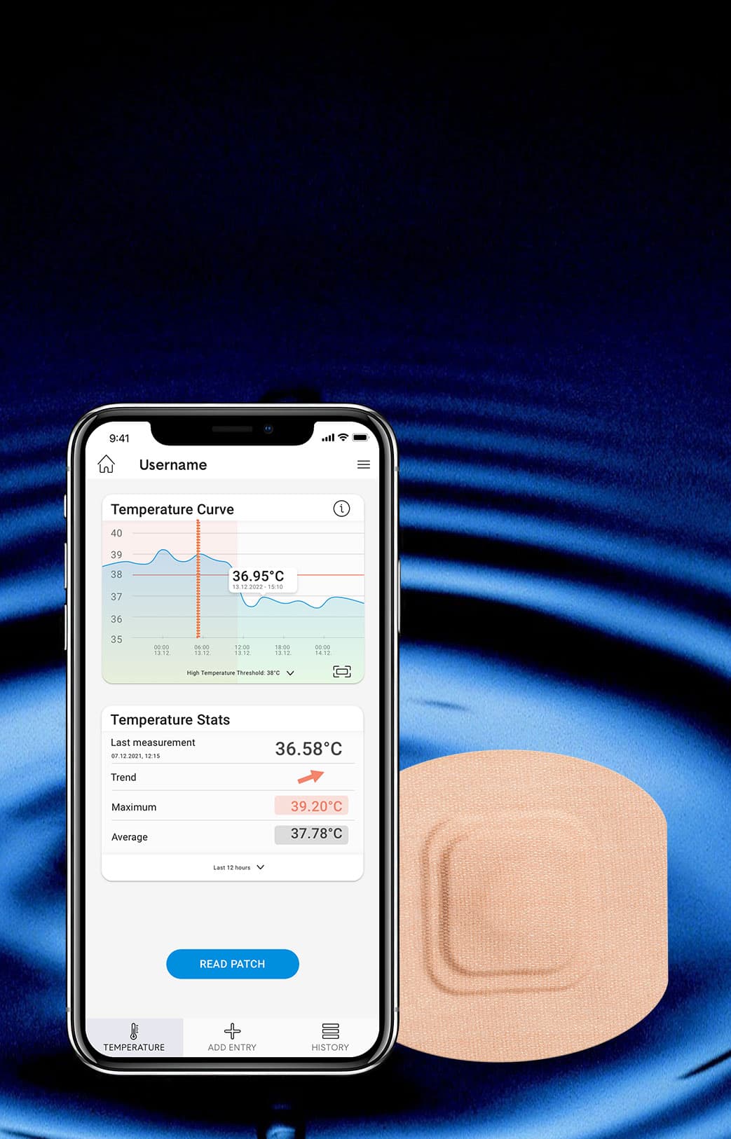 STEADYTEMP®-app screen showing a temperature curve and recorded temperature data in front of a STEADYTEMP® sensor patch.
